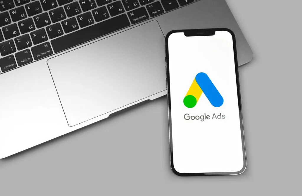 SEM: Cómo la IA y la personalización transformarán el futuro del marketing digital Google Ads AdWords - Keycode Agencia Digital