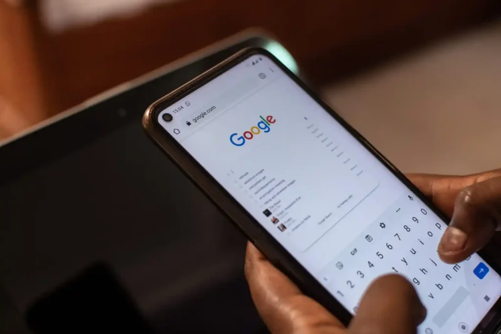 SEM: Cómo la IA y la personalización transformarán el futuro del marketing digital google to do a search scaled 4 11zon - Keycode Agencia Digital