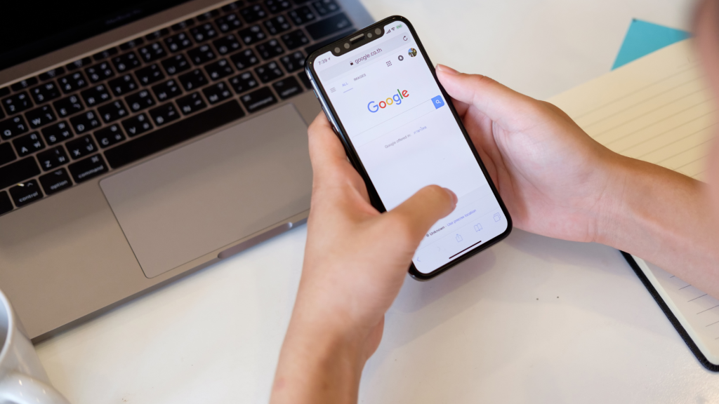 La importancia del SEO Móvil: asegura una experiencia óptima para los usuarios de smartphones - Keycode Agencia Digital La importancia del SEO Móvil: asegura una experiencia óptima para los usuarios de smartphones - Keycode Agencia Digital