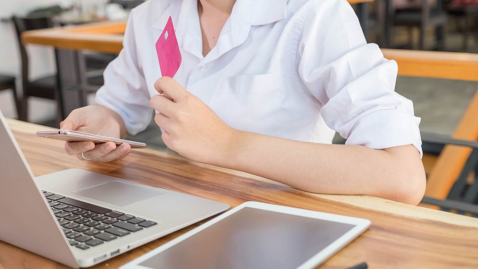 Ecommerce: How to build an online store with technology, user experience and artificial intelligence Ecommerce: How to create an online store with technology, user experience and artificial intelligence - Keycode Agencia Digital