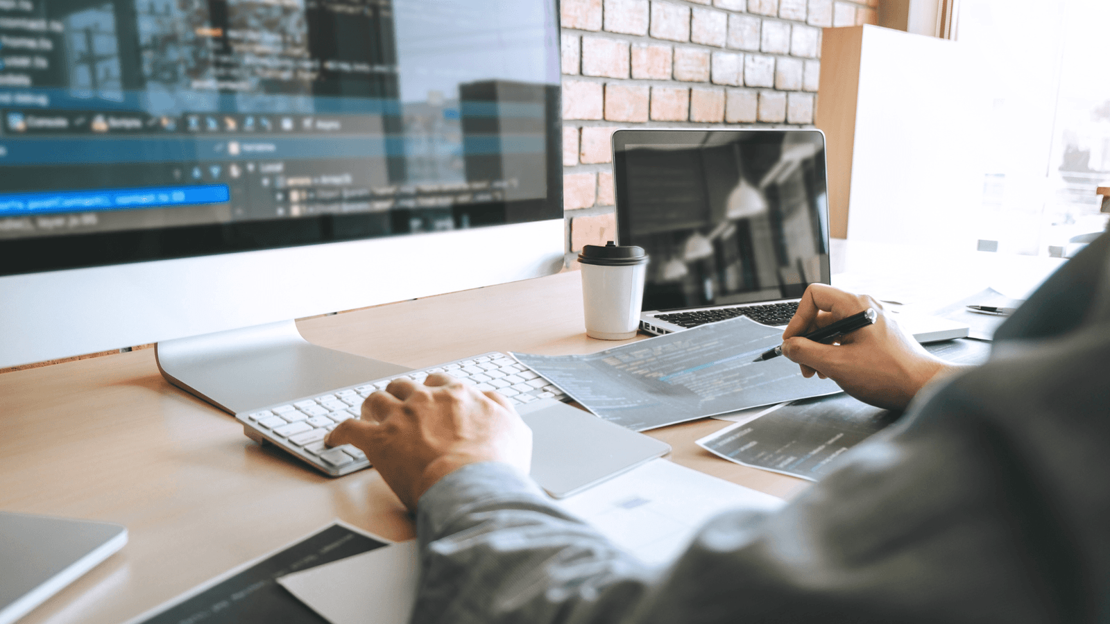 ¿WIX o WordPress? Descubre cuál es la mejor plataforma para crear tu diseño web profesional ¿WIX o WordPress? Descubre cuál es la mejor plataforma para crear tu diseño web profesional - Keycode Agencia Digital